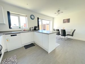 Mannings Road- click for photo gallery